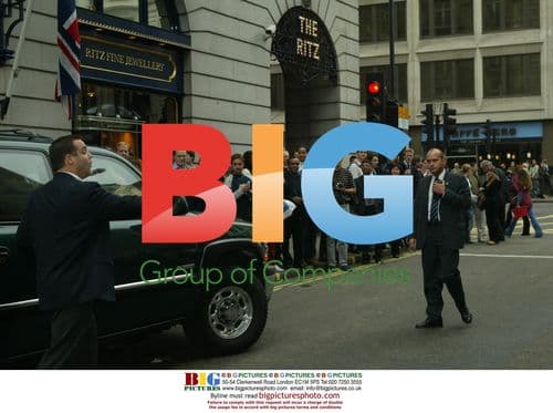 Bill Clinton and Kevin Spacey Leaving the Ritz