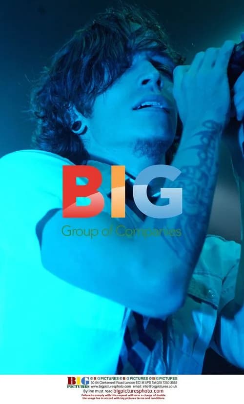 Incubus singer Brandon Boyd at Virginia Beach show