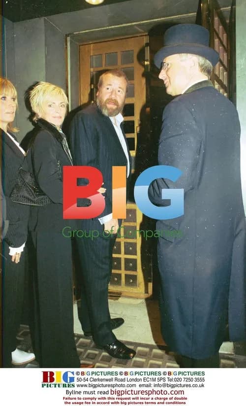 Ray Winstone arrives at The Ivy restaurant