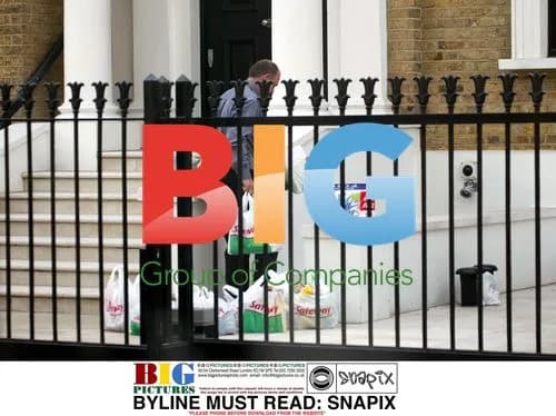 Robbie Williams Returns Home with Supplies