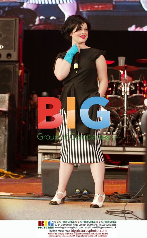 Kelly Osbourne performs with Andrew W.K. at Ozzfest 2002