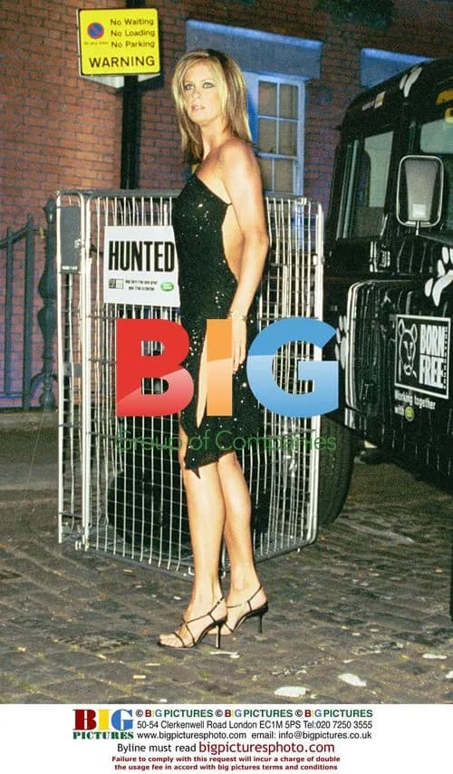 Rachel Hunter at 'Hunter Hunted' Exhibition