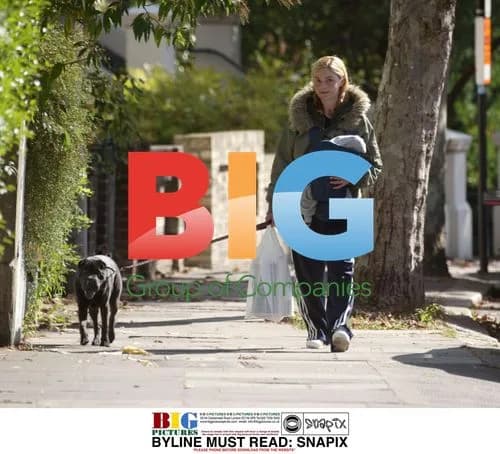 Gail Hipgrave and Baby Honey Take North London Stroll