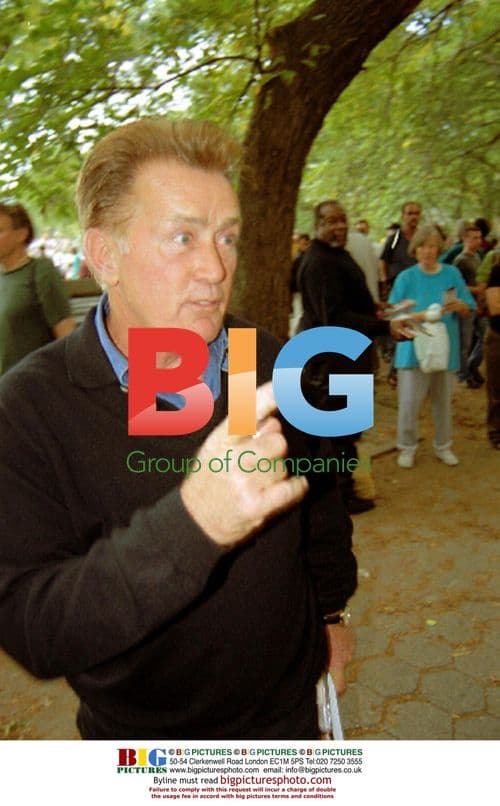 Martin Sheen at "Not in Our Name" anti-war protest