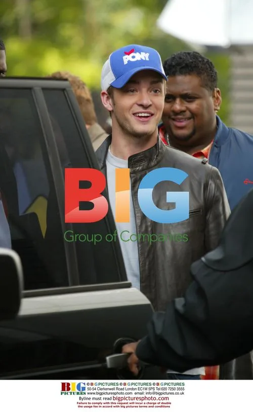 Justin Timberlake Arrives at London Hotel