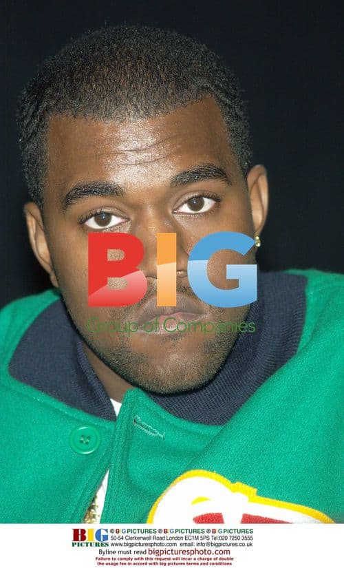 Sarah Jones at Hollywood Fashion Week