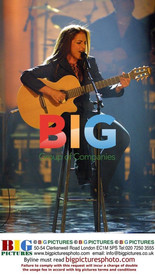 Gloria Estefan Performs at 'Women Rock!'