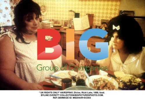 Divine and Ricki Lake in HAIRSPRAY (1988)