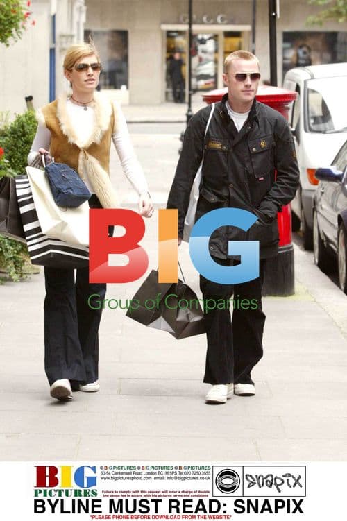 Ronan Keating and Wife Yvonne Shopping