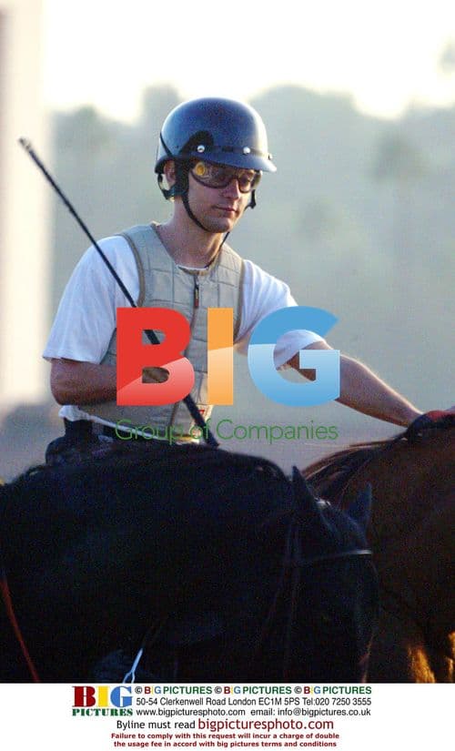 Tobey Maguire on Set of 'Seabiscuit'