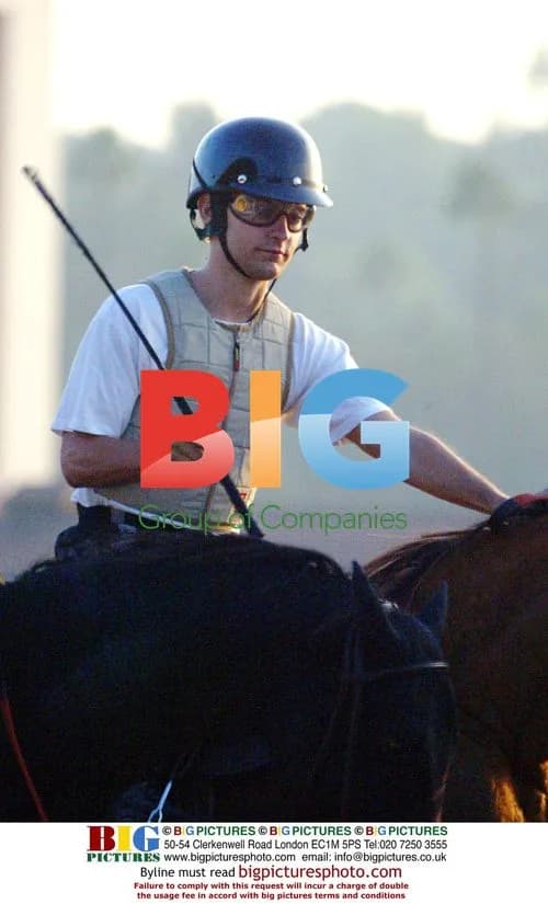 Tobey Maguire on Set of 'Seabiscuit'
