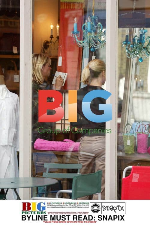 Zoe Ball Shopping in North London