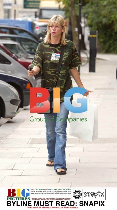 Zoe Ball Shopping in North London