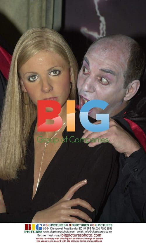 Sarah Michelle Gellar Waxwork at Madame Tussauds