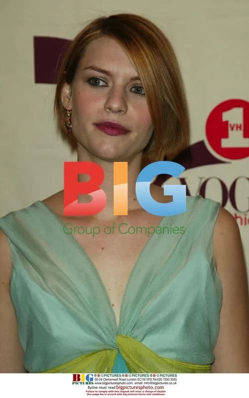 Clara Danes at 2002 VH1 Vogue Fashion Awards