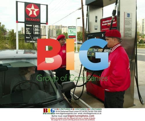 Guardian Angels Pump Gas in D.C.