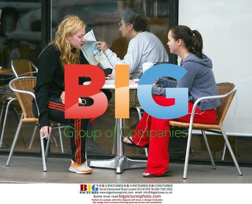 Portia di Rossi and Christina Ricci meet up