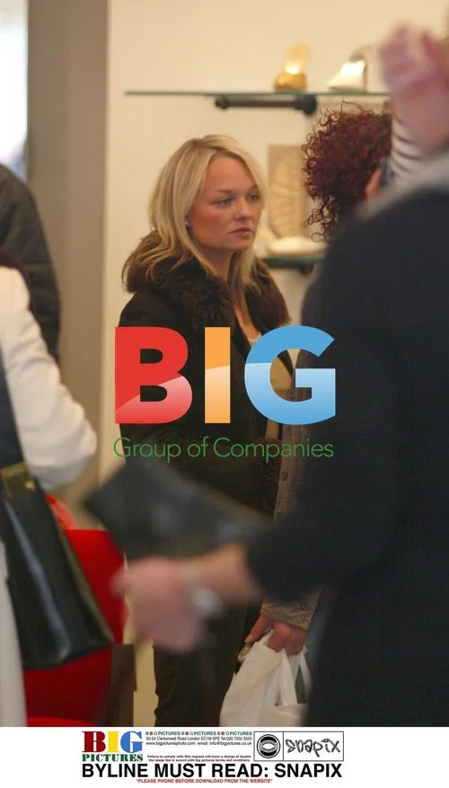 Emma Bunton enjoys retail therapy in London