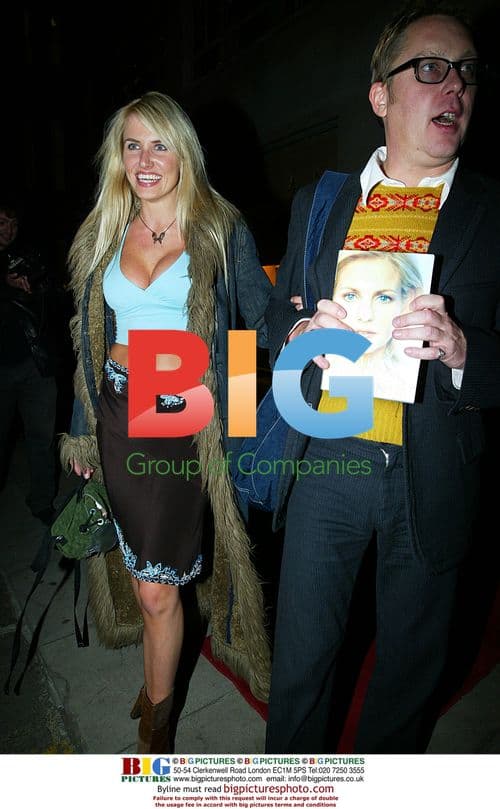 Vic Reeves and girlfriend at Ulrika Johnson book signing