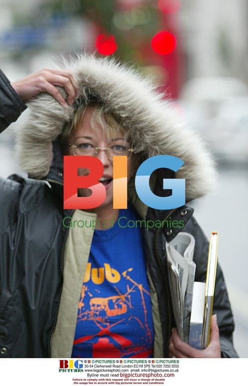 Radio One DJ Sara Cox Out in North London