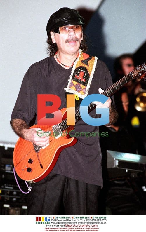 Carlos Santana and Michelle Branch at MTV VMA