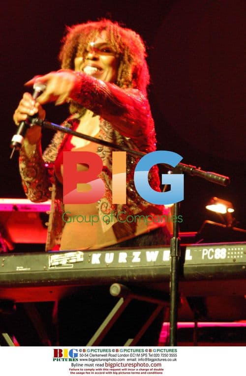 Roberta Flack at Benefit Concert