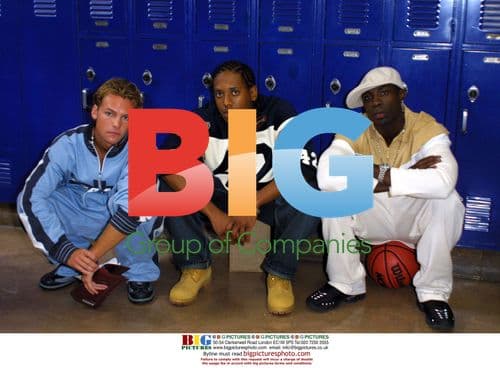 Actors on 'If You Were My Girl' set