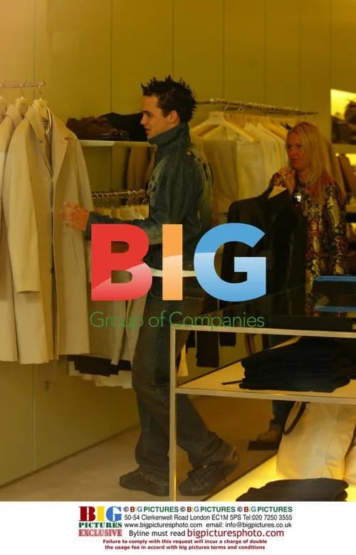 Gareth Gates shopping with friend in London