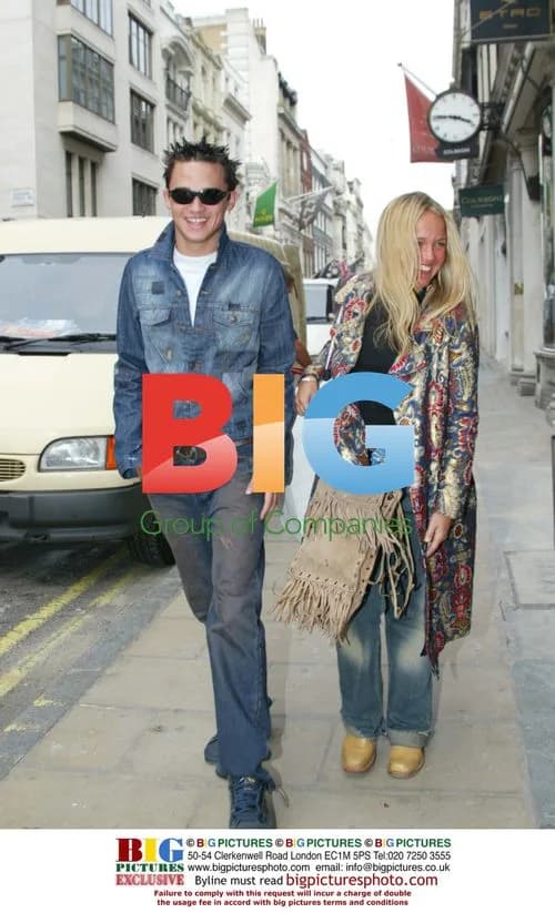 Gareth Gates Shopping with Friend in London