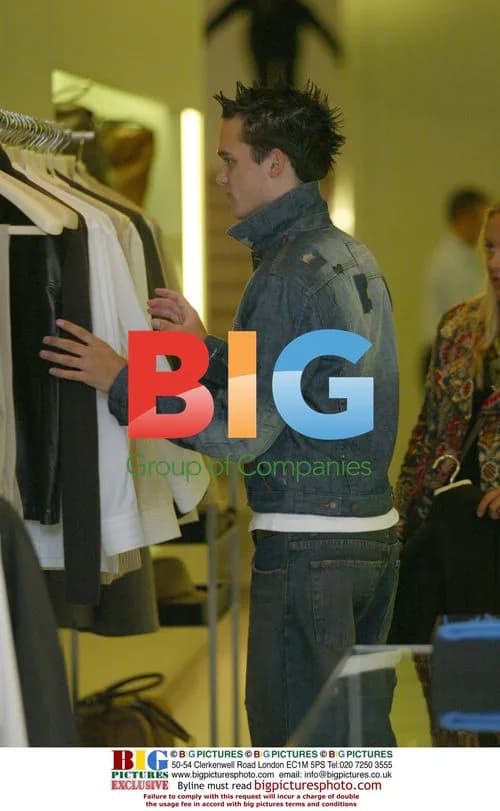 Gareth Gates Shopping on Bond Street