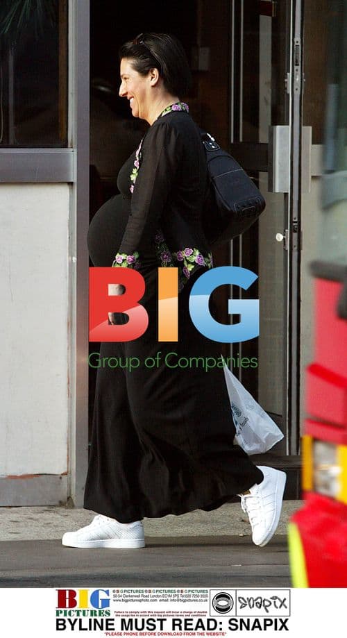 Pregnant Singer Sharleen Spitery Out in Notting Hill