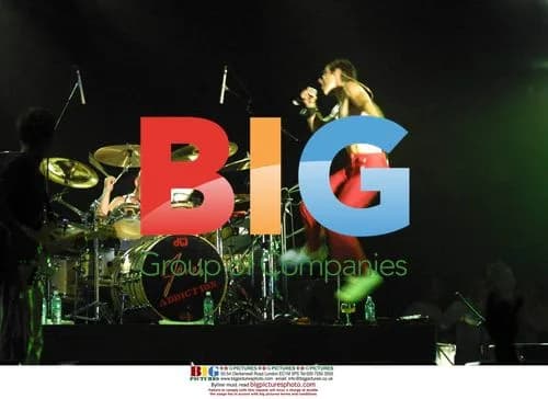 Perry Farrell of Jane's Addiction at Mextravaganza 2002