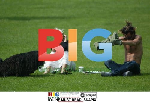 Gwen Stefani and Gavin Rossdale in London Park