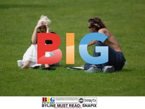 Gwen Stefani and Gavin Rossdale in North London park