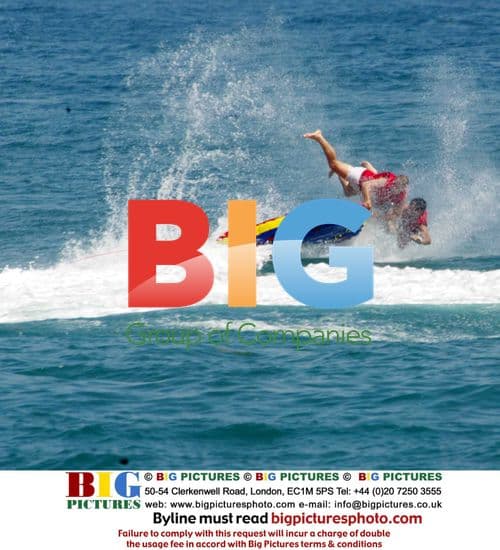 TV Actors Enjoy Boat Outing in Spain