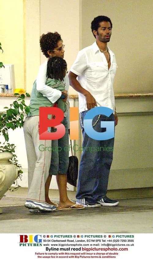 Eric Benet and Halle Berry spend day shopping with daughter