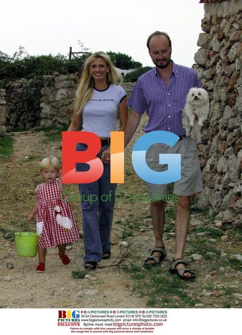 Ainhoa Arteta and Family in Menorca