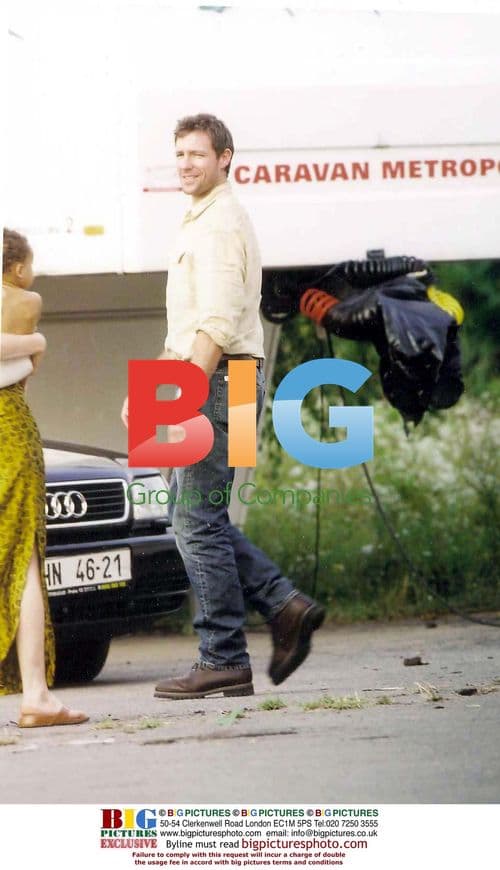 Esther Canadas and Edward Burns in Prague