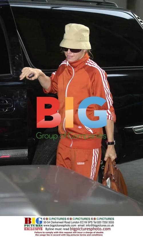 Madonna arrives home in NYC