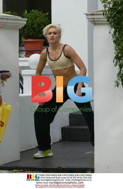 Gwen Stefani Jogging in London