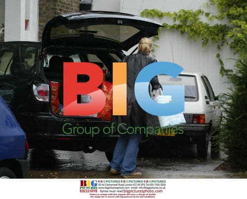 Kate Winslet and baby Mia go shopping in London