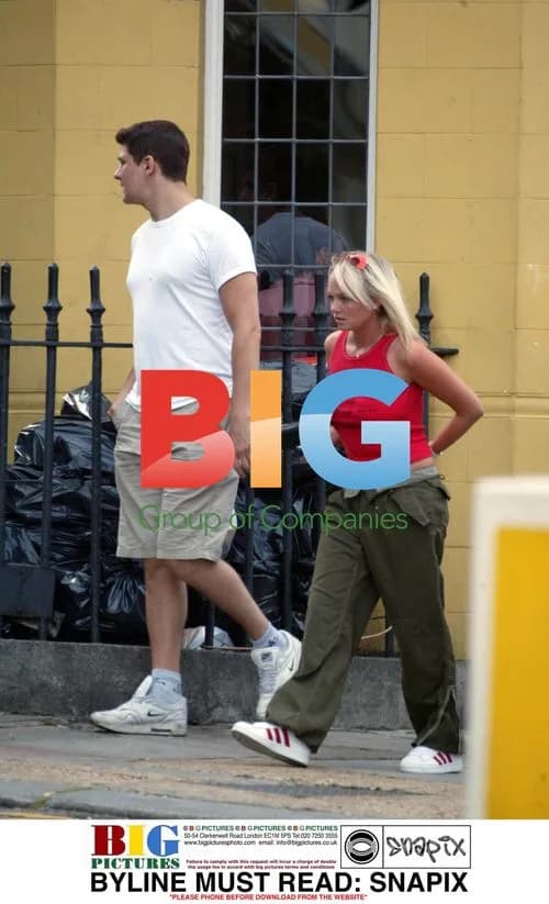 Emma Bunton and Jeremy Edwards enjoy pub lunch
