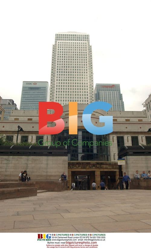 Workers observe 9/11 silence at Canary Wharf