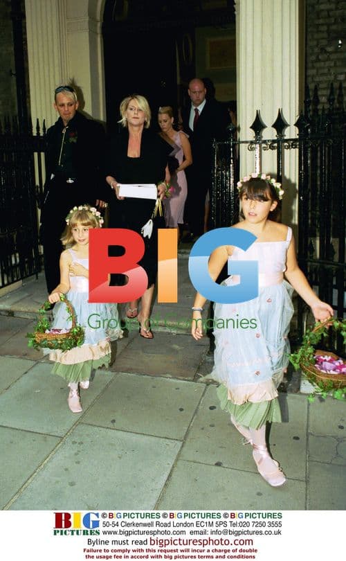 BRIDESMAIDS LEAVE GWEN STEFANI'S WEDDING RECEPTION