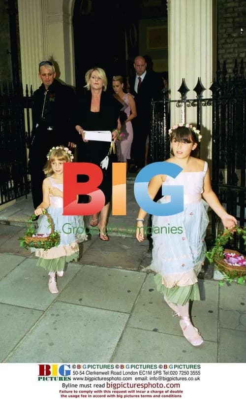 BRIDESMAIDS LEAVE GWEN STEFANI'S WEDDING RECEPTION