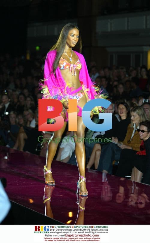 Naomi Campbell at 2002 Julian Macdonald Fashion Show