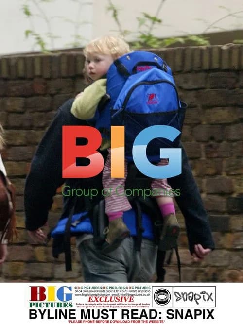 Jim Threaplton Takes Baby Mia for Walk with Girlfriend