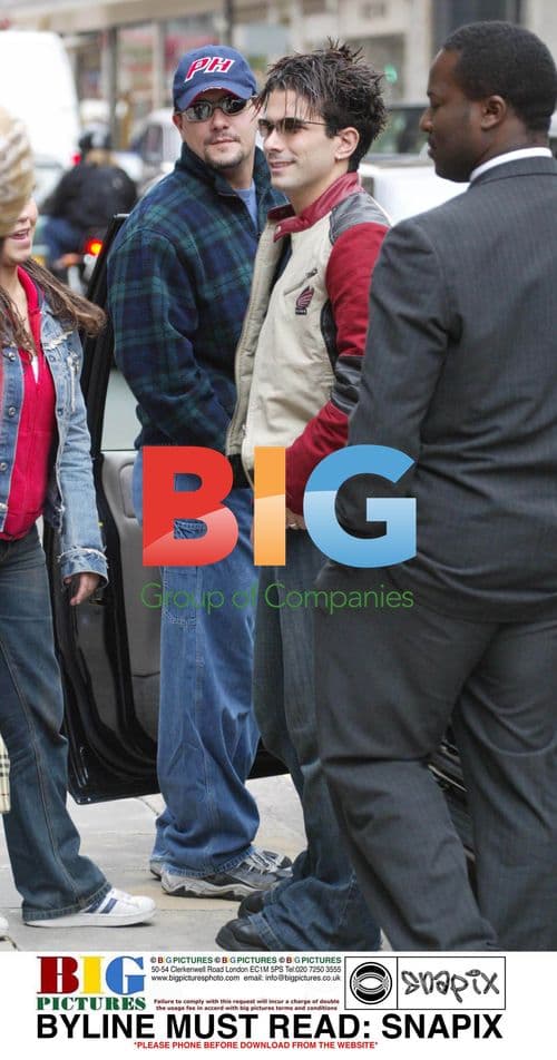 Britney Spears' Boyfriend Mark Terenzi Out with Fans