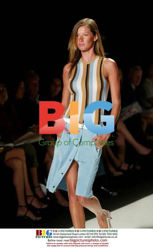 Gisele Bundchen walks Michael Kors runway