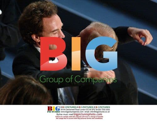 John Spencer wins Emmy, kisses Bradley Whitford